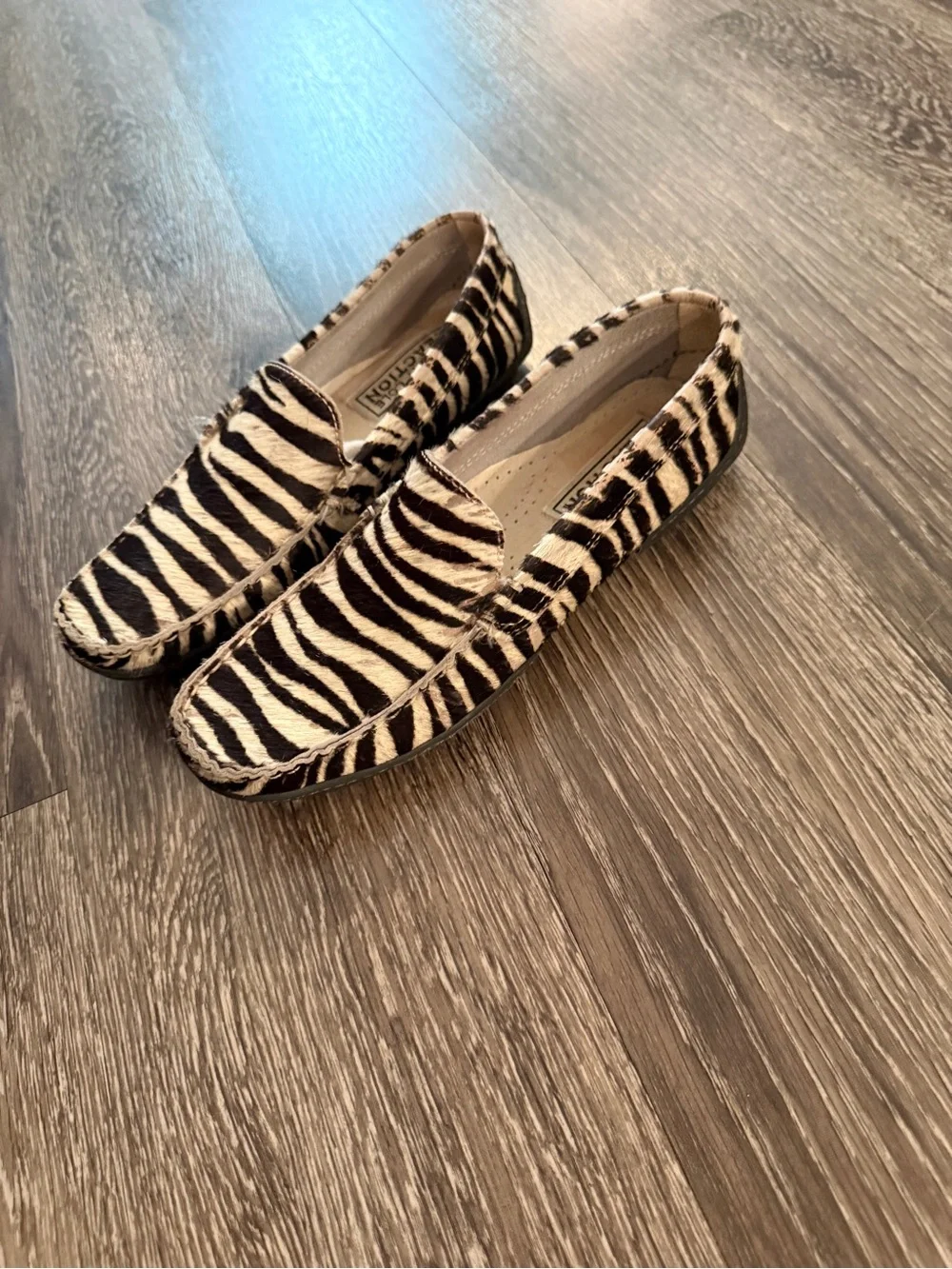 Kenneth Cole Reaction y2k zebra print calf hair slip-on loafers